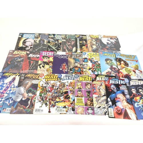 88 - A box containing approximately 250 comics. Various titles to include Marvel, DC and Image. No reserv... 