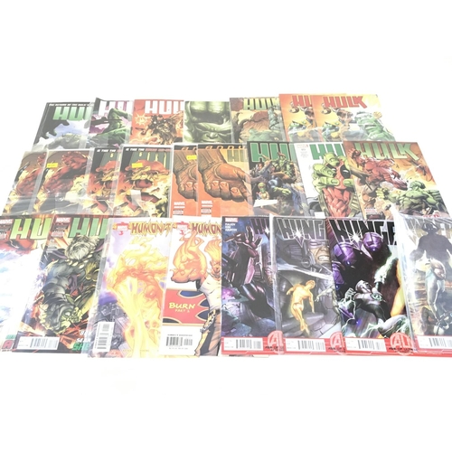 98 - . A box containing approximately 200 comics. Various titles to include Marvel. No Reserve.