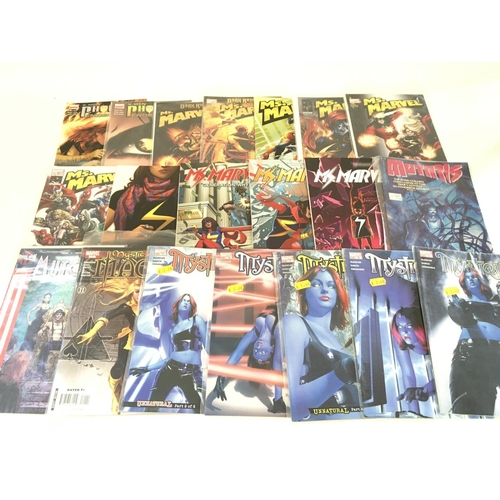 98 - . A box containing approximately 200 comics. Various titles to include Marvel. No Reserve.