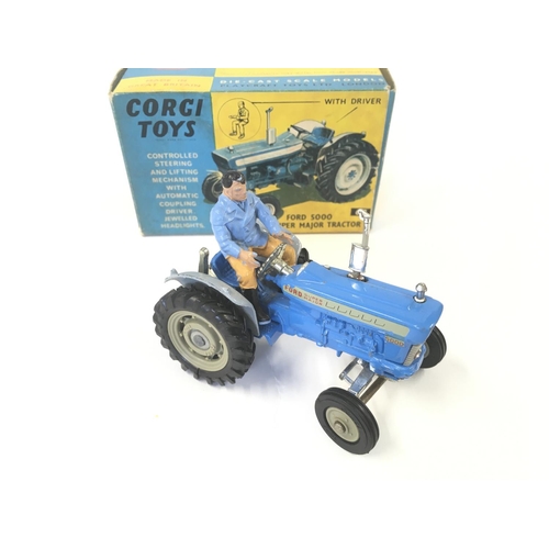 102 - A Boxed Corgi Ford 5000 Super Major Tractor #67