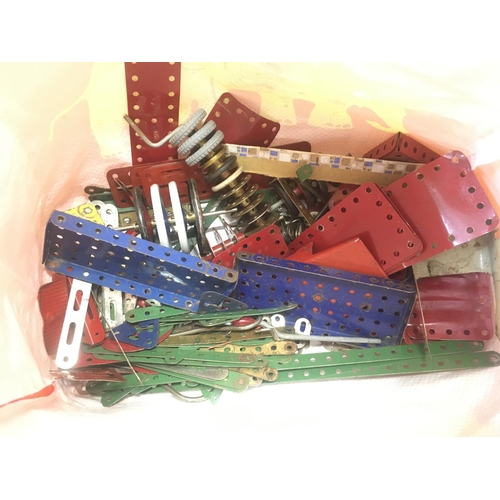 135 - A Bag Containing Loose Meccano Parts. No Reserve.