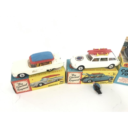 166 - 4 Boxed Corgi Vehicles. A Bermuda Taxi #430. A Citroen Safari #475 a Police Van (no Dog of police ma... 