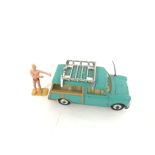 168 - A Boxed Corgi Surfing With The B.M.C Mini Countryman. #485. No Surf Boards.