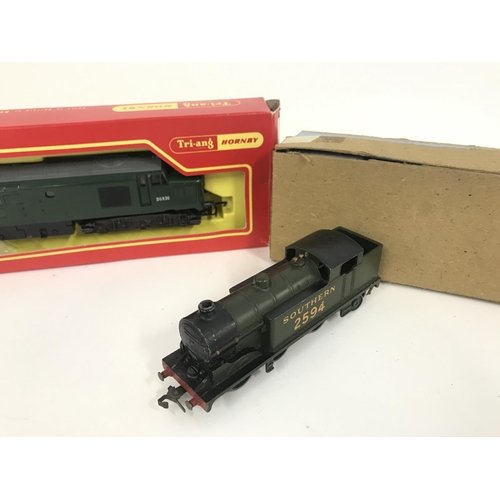 171 - A Boxed Tri-Ang 00 Gauge Co-Co Diesel locomotive #R.752. A Boxed Hornb-Dublo Duches Of Montrose #EDL... 