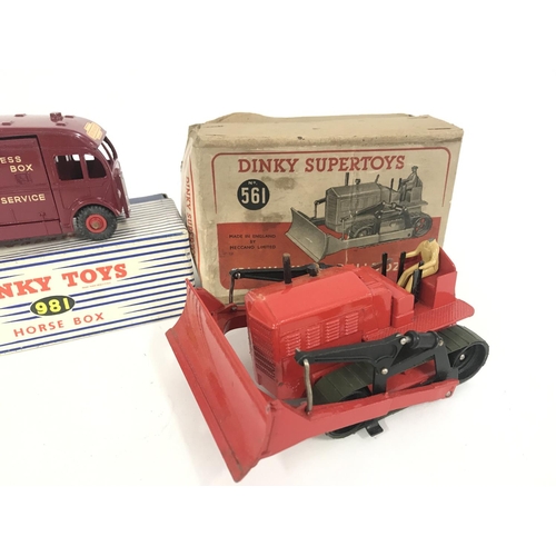 182 - A Boxed Dinky Horse Box #881. And a Blaw Knox Bulldozer #561 a/f.