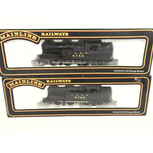 233 - 2 X Boxed 00 Gauge Mainline Locomotives. #s 954158 and 54155