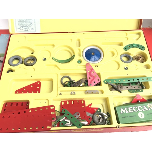 313 - A Meccano set 9 (Parts Missing) an a Collection of Tri-Ang track and Accessories.(2). NO RESERVE