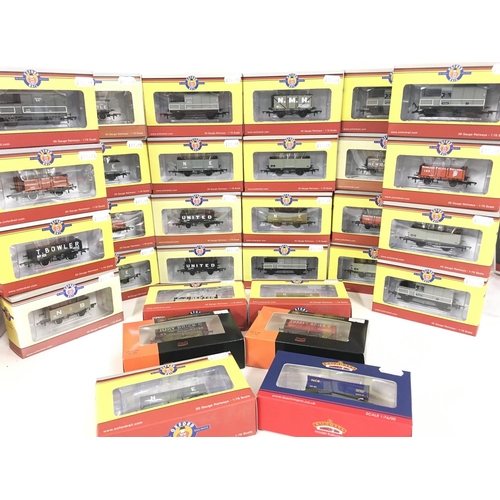 584 - A Collection of Boxed 00 Gauge Wagons including Hornby. Oxford. Bachmann.Dapol.