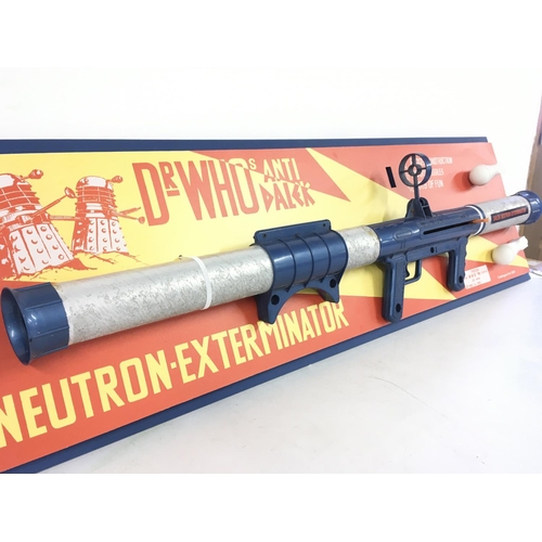 99 - A very rare Dr Who Anti-Dalek Neuron Exterminator. This is an original weapon mounted on a reproduct... 