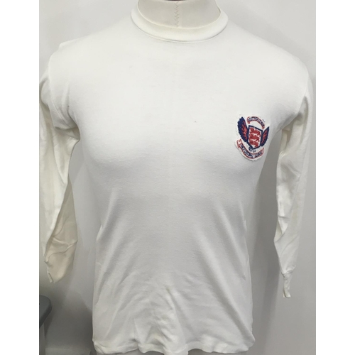 11 - 1966 English League v Scottish League Match Worn Football Shirt: White long sleeve number 9 shirt wi... 