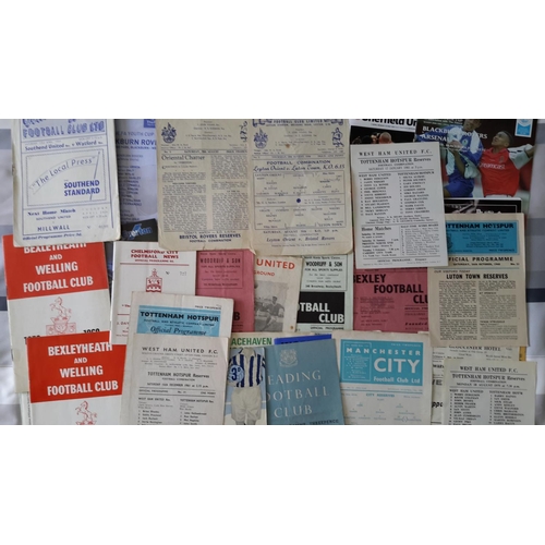 178 - Reserves + Youth Football Programmes: Includes 51/52 Reading v Cardiff, 54/55 Southend v Watford, 58... 