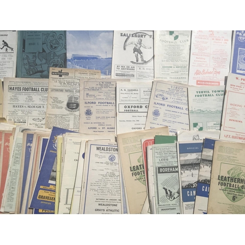 193 - Non League 1960s Football Programmes: Good selection of Romford and a wide variety of other clubs fr... 