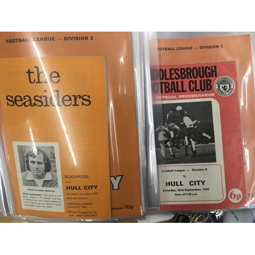 198 - Hull City 72/73 Complete Football Programmes: 51 home and away programmes in good condition kept nea... 