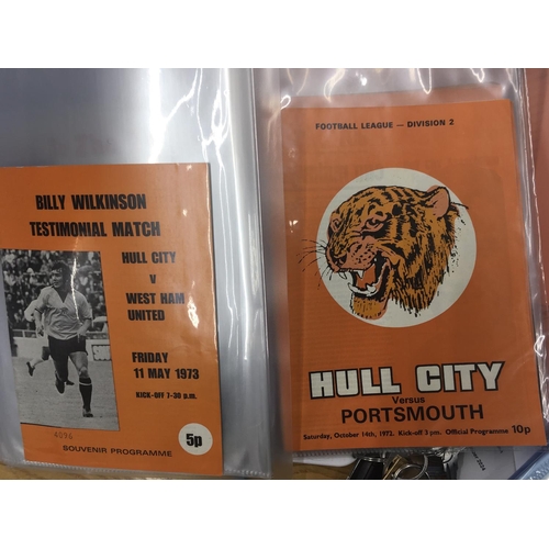 198 - Hull City 72/73 Complete Football Programmes: 51 home and away programmes in good condition kept nea... 