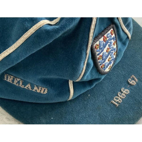 22 - Nobby Stiles England International Football Cap: Blue full international cap with three lions to fro... 