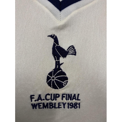 25 - Tottenham 1981 FA Cup Final Match Worn Football Shirt: White long sleeve Le Coq De Sportif number 4 ... 