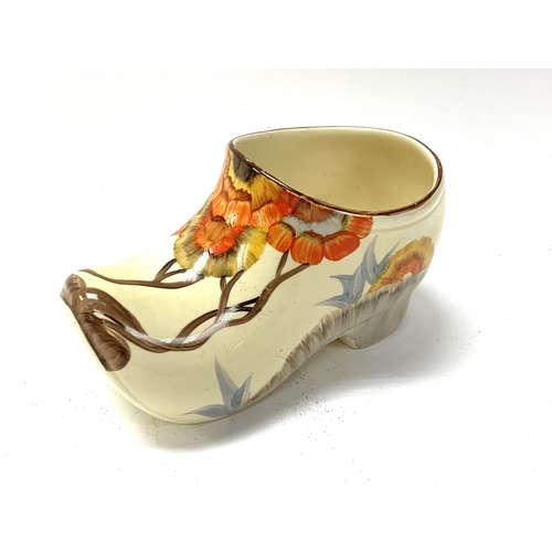 1027 - A Clarice Cliff Rodanth pattern clog. 14cm. (D) no viable damage or restoration.