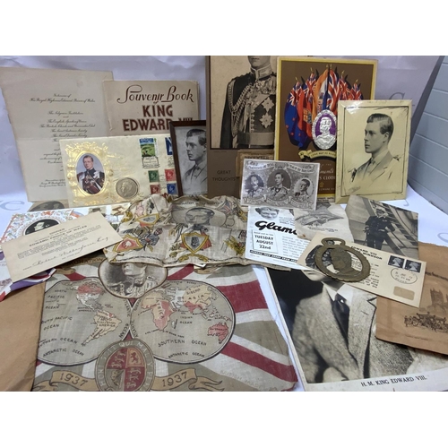 1031 - A Collection of Edward VIII coronation Cermaics and ephemera including a Sunday Express H.R.H The Du... 