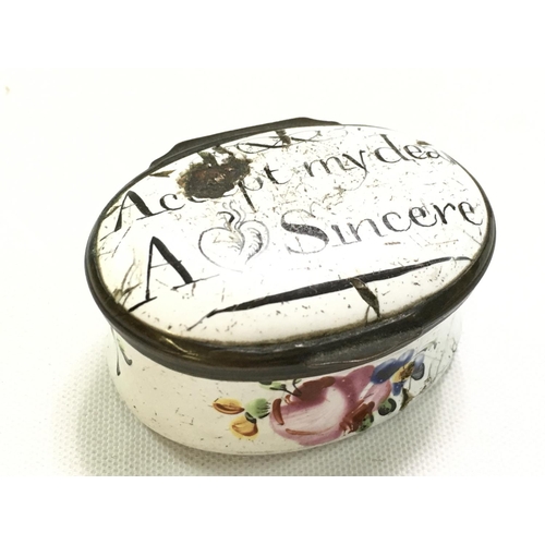 1035 - A Bilston Enamel box. Postage category A