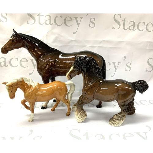 1059 - 3 Beswick horses. (D)