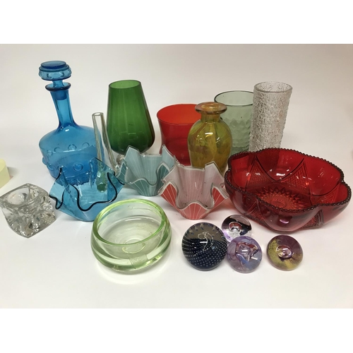 1117 - A mixed collection of cut and coloured glassware including paperweights.