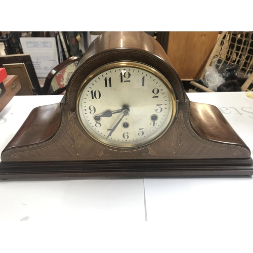 1205 - An Edwardian mantle art deco clock. Working with Westminster chimes. Postage D.