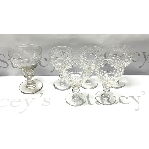 927 - 5 vintage gut glass runners together with an early Victorian example with etched fern leaf design. (... 