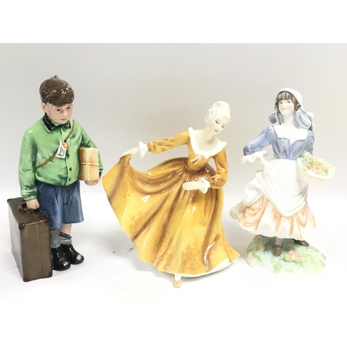 945 - Porcelain figures including Royal Doulton The Boy Evacuee HN3202 and Kristy HN2381, a Royal Worceste... 