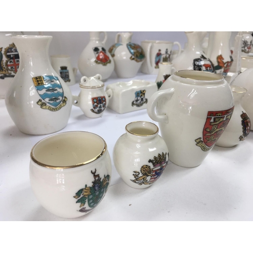 996 - A collection of 35 items of WH goss ware with various crests and model shapes. NO RESERVE