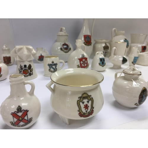 997 - A collection of 38 items of WH Goss ware with various crests and model shapes. NO RESERVE