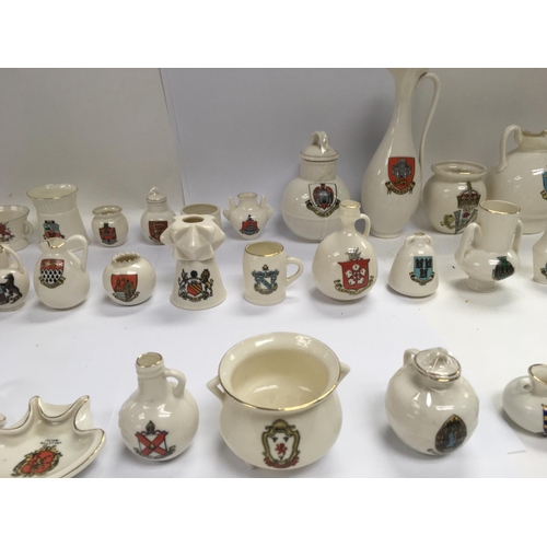 997 - A collection of 38 items of WH Goss ware with various crests and model shapes. NO RESERVE