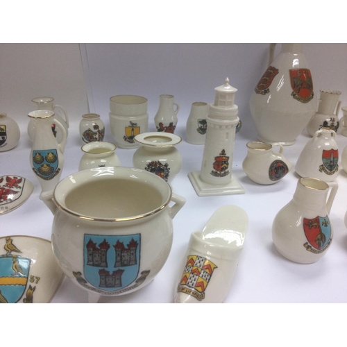 998 - A collection of 45 items of WH Goss ware with various crests and model shapes . NO RESERVE