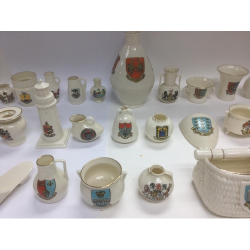 998 - A collection of 45 items of WH Goss ware with various crests and model shapes . NO RESERVE