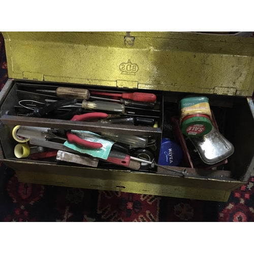 1951 - Large lot of assorted tools.
Postage D