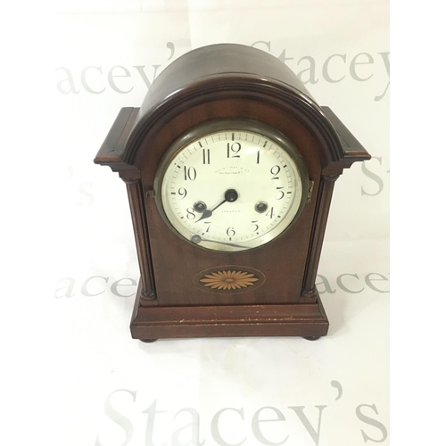 1414 - An Edwardian mantel clock.