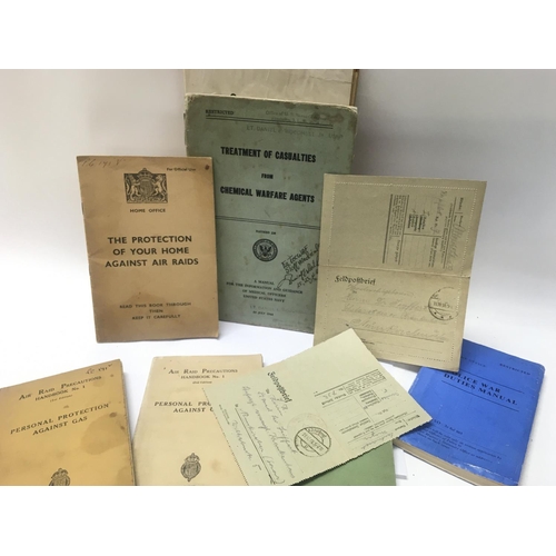 1842 - Assorted WW1,WW2 and later military manuals/reference guides including British Home office, USA war ... 