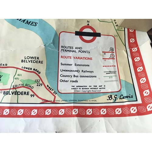 2109 - A vintage green bus London Essex bus route map and bus plate. Postage D