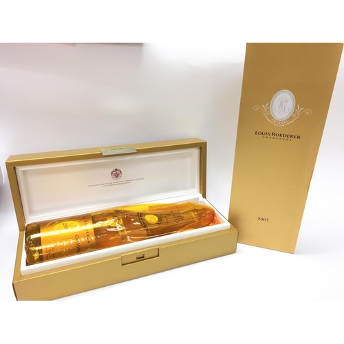 806 - A boxed Louis Roederer Cristal 2007 bottle of champagne