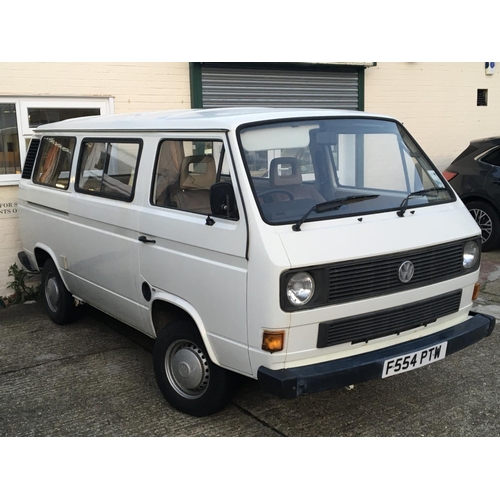 833 - A Volkswagen VW Camper Van Transporter Motor Caravan Registration F554 PTW in good condition running... 