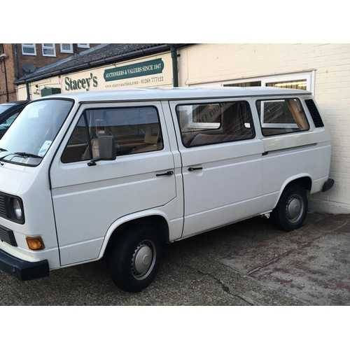 833 - A Volkswagen VW Camper Van Transporter Motor Caravan Registration F554 PTW in good condition running... 