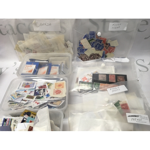 116 - A collection of loose stamps and first day covers. Postage B