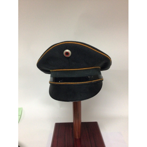 431 - A German Luftwaffe cap and one other cap. (2).NO RESERVE