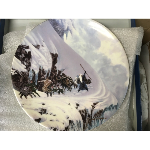 483 - A collection of antique Wedgwood plates, including some plates from Lord of the Rings,