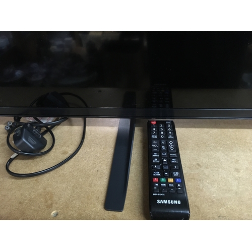 51 - A 65 inch Samsung smart TV. Seen working. No reserve