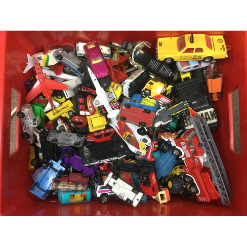 533 - Two boxes of die cast vehicles, both boxed and loose playworn examples.