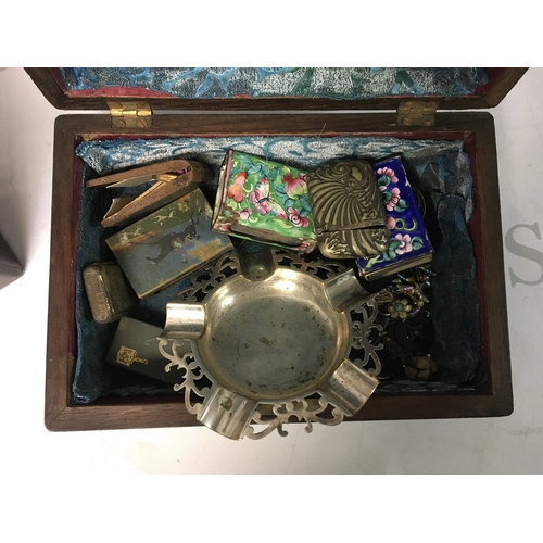 543 - 2 unusual rosewood writing tops and brass bound boxes. Approximately 24cm wide and 18cm deep. Postag... 