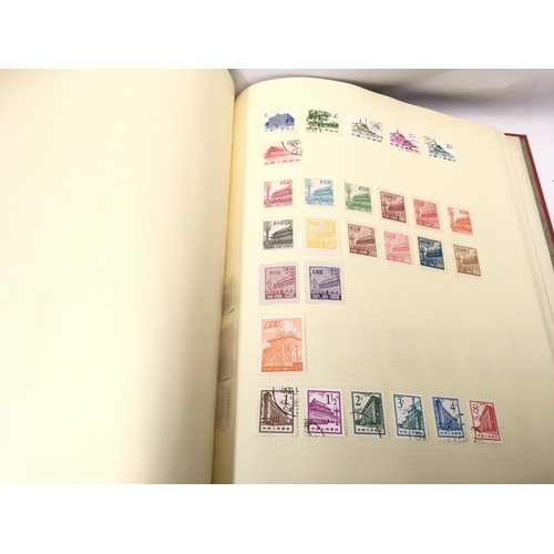 672 - A Collection of world stamp albums containing used and unused stamps from China, Brazil etc