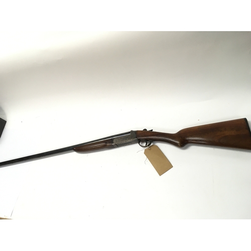 677 - A Webley and Scott ltd single barrel shotgun. 32 inch barrel. # 63997 PLEASE NOTE THAT A SHOTGUN LIC... 