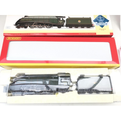 214 - A Boxed Hornby 00 Gauge 4-6-2 Class Golden Plover.DCC Ready. I'm Wrong Box.