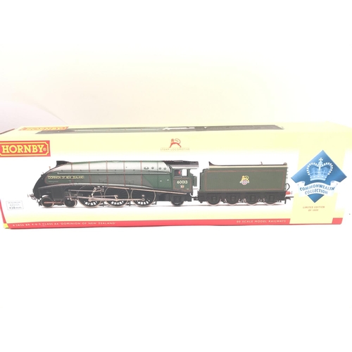 214 - A Boxed Hornby 00 Gauge 4-6-2 Class Golden Plover.DCC Ready. I'm Wrong Box.